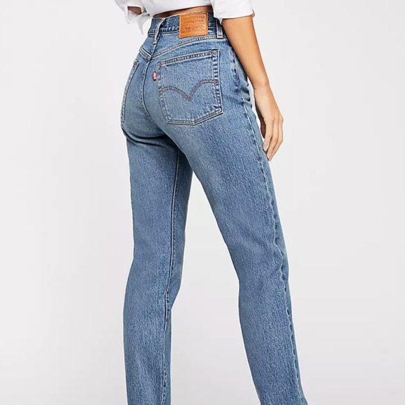 Levi's Denim - Levi's Wedgie High Rise Straight Tapered Leg Jeans Size 26 Button Fly
